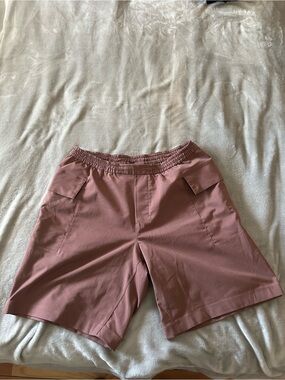 lululemon athletica Men's Hybrid Shorts in Dusty Rose